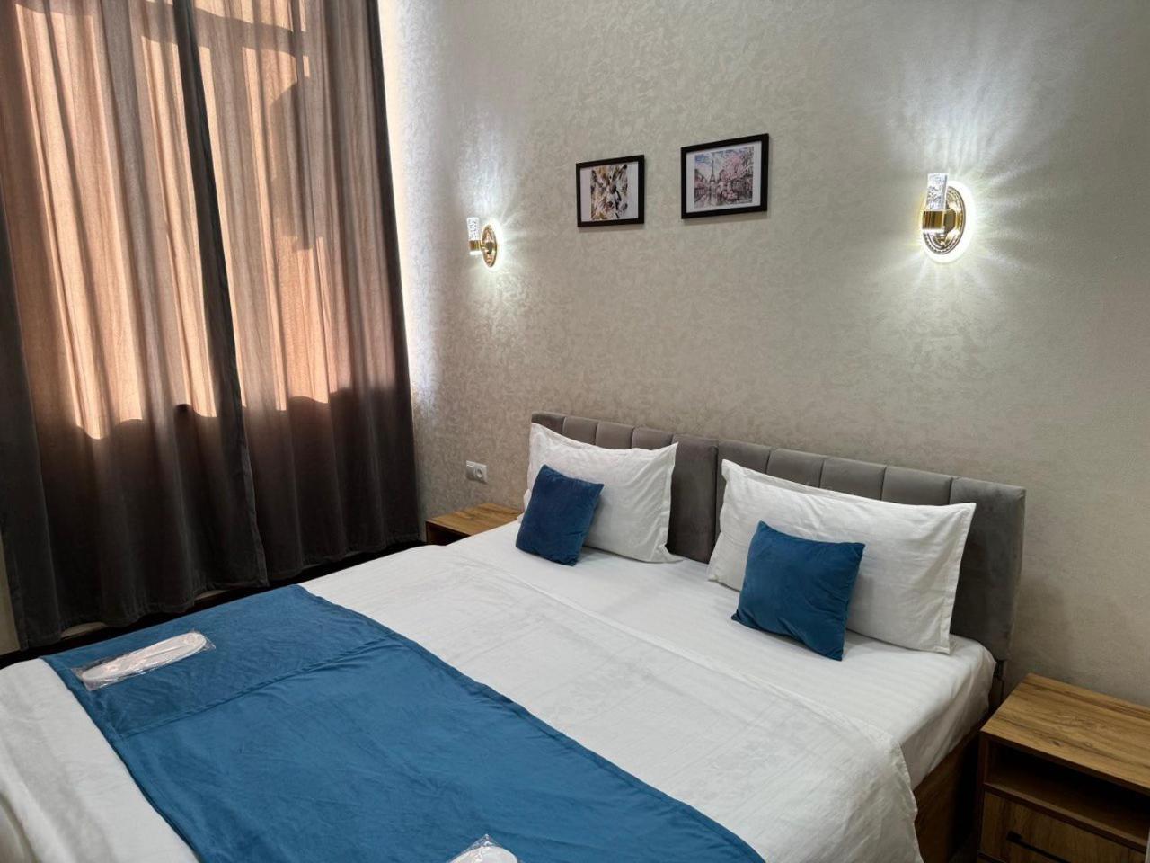 Resident Hotel Tasjkent Eksteriør bilde